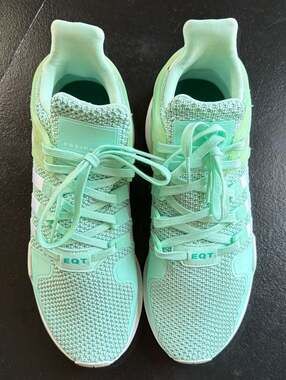 Adidas Mint  Sneakers